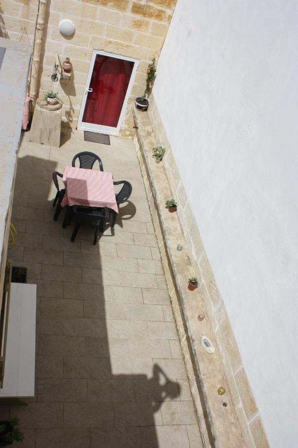 Vertical Climbing Malta Qrendi Extérieur photo